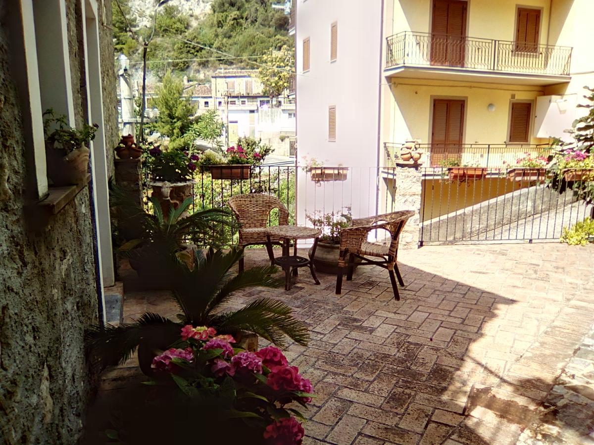 Bed And Breakfast La Sentinella Civita Kültér fotó