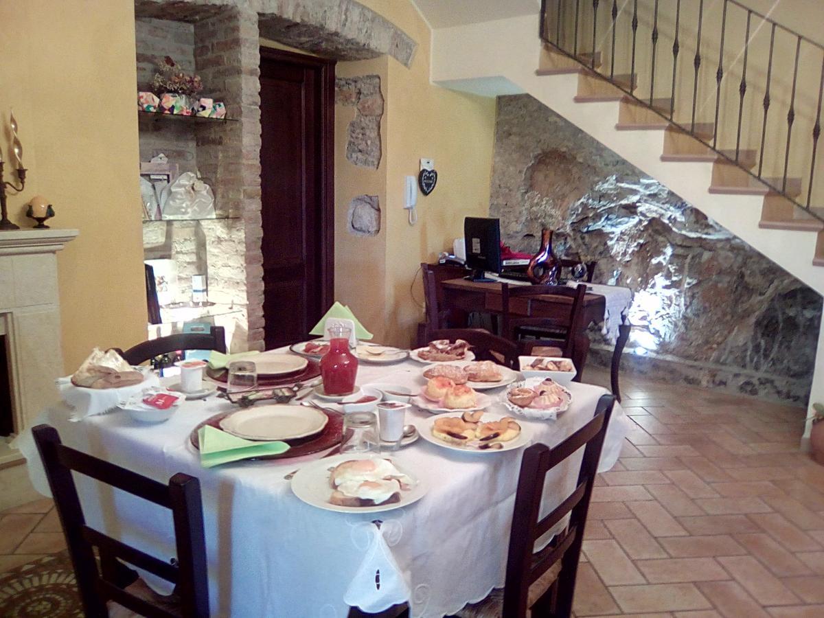 Bed And Breakfast La Sentinella Civita Kültér fotó